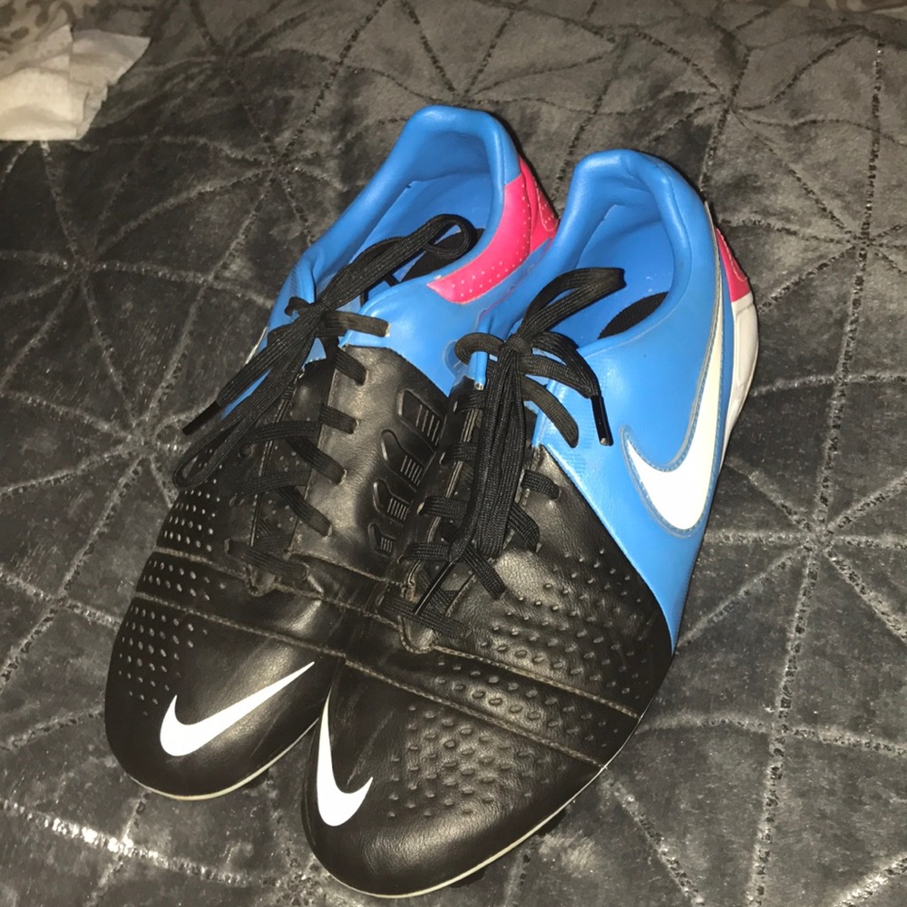 NIKE CLEATS!!!💙💗
